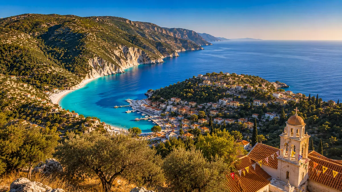 Cefalonia ad Agosto 2026 — Il Mese Più Caldo, il Festival Più Grande & l'Isola in Piena Estate